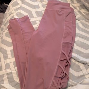 Womens Cross Cut Leggins